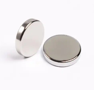 Disketten-Magneten des Neodym-N35-N52 machen Oberflächenneodym-magnetische Materialien glatt
