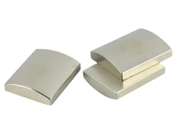 Dauerhafte Größe der Bogen-Segment-Neodym-Magnet-N35SH fertigte besonders an