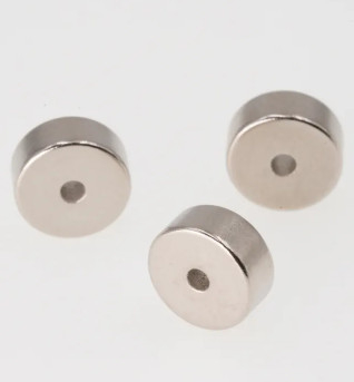 Kundenspezifisches Neodym-Zylinder-Magnet-Ni-Cu-Ni, das NdFeB-Magneten beschichtet