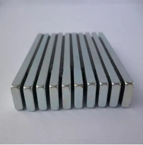Kundenspezifisches Neodym-Stabmagnet-seltene Erdmagnet-Zn, das dauerhaften Metallmagneten beschichtet